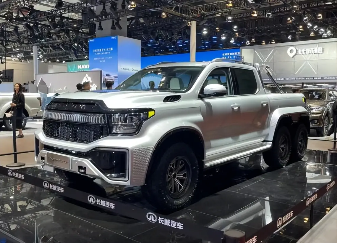 شبكة السيارات الصينية – شاهد أول سيارة 6x6 بيك أب تُنتج في الصين من جريت وول موتور في معرض شنغهاي للسيارات 2023 – تغطية خاصة