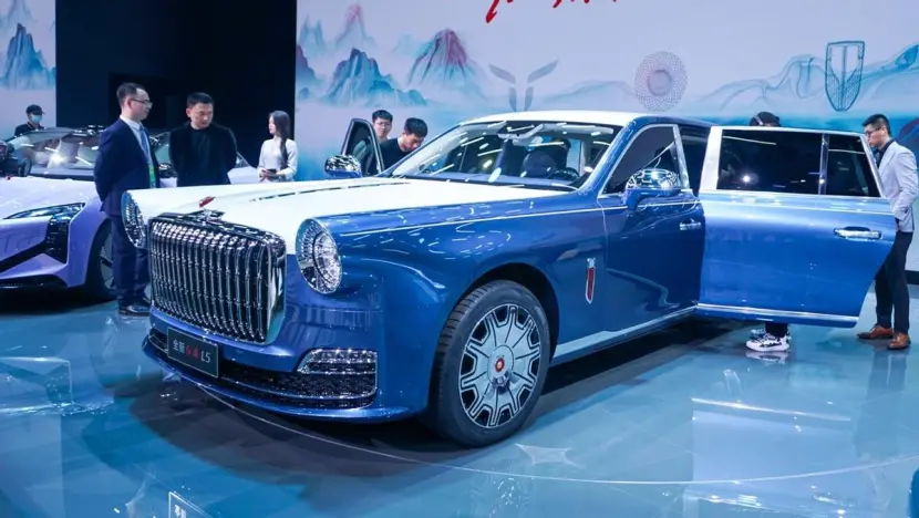 شبكة السيارات الصينية – هونشي L5 أغلى سيارة صينية في معرض شنغهاي الدولي للسيارات 2023 – قيمتها 7 مليون يوان أو يزيد