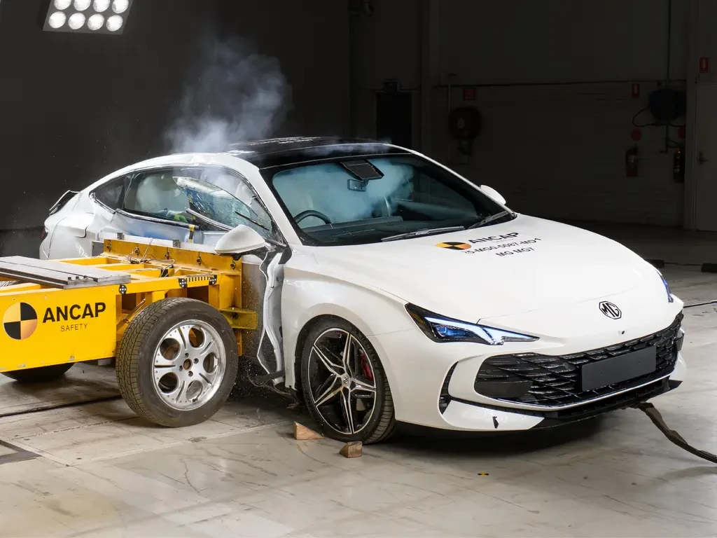 MG7 تحصل على تقييم 5 نجوم في اختبارات السلامة ANCAP 1 MG7 تحصل على تقييم 5 نجوم في اختبارات السلامة ANCAP