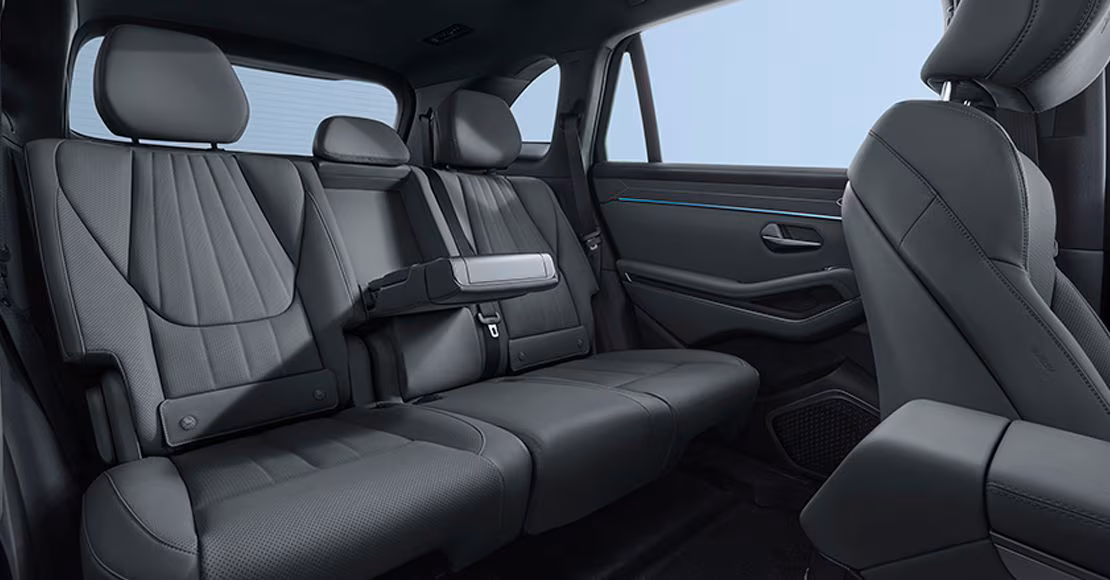 فئات وأسعار BYD Atto 8 PHEV موديل 2026 الجديدة كليًا بالسعودية 5 شبكة السيارات الصينية – فئات وأسعار BYD Atto 8 PHEV موديل 2026 الجديدة كليًا بالسعودية