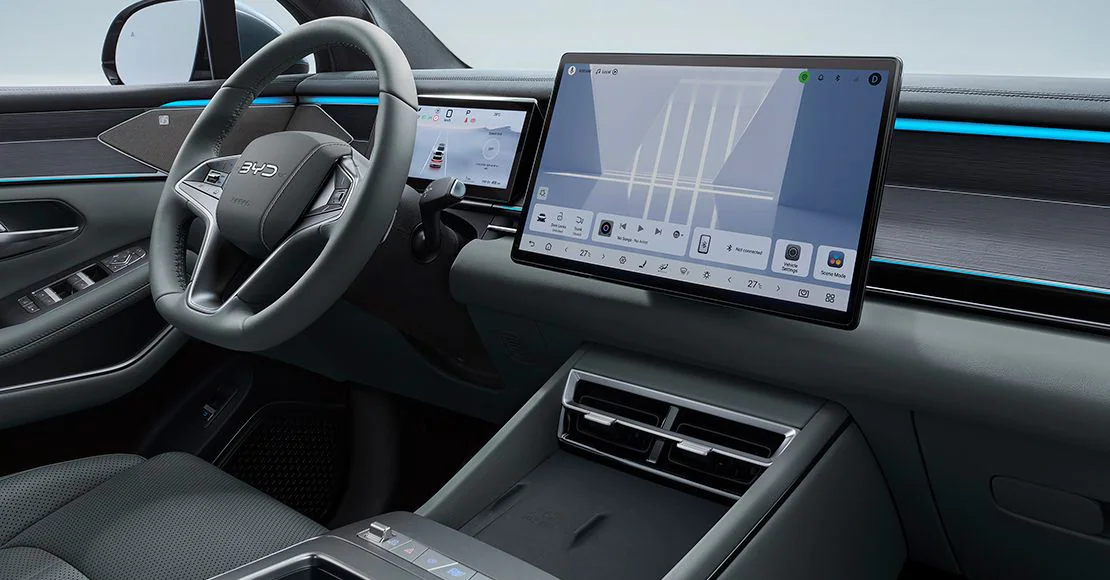 فئات وأسعار BYD Atto 8 PHEV موديل 2026 الجديدة كليًا بالسعودية 7 شبكة السيارات الصينية – فئات وأسعار BYD Atto 8 PHEV موديل 2026 الجديدة كليًا بالسعودية