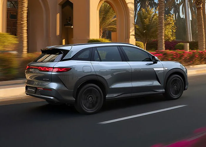 فئات وأسعار BYD Atto 8 PHEV موديل 2026 الجديدة كليًا بالسعودية 2 شبكة السيارات الصينية – فئات وأسعار BYD Atto 8 PHEV موديل 2026 الجديدة كليًا بالسعودية