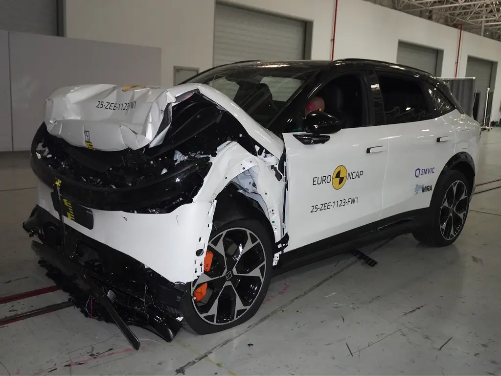 بعد إطلاقها مؤخرًا في السعودية.. Zeekr 7X الكهربائية تحصد 5 نجوم في اختبارات السلامة ANCAP