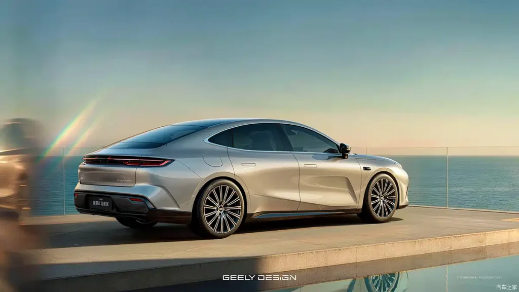 شبكة السيارات الصينية &ndash; جيلي ترفع سقف المنافسة: Galaxy Star 8 Voyager بمدى 1725 كم ببطارية الجيل الثاني من Golden Brick