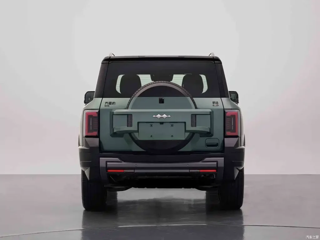 شبكة السيارات الصينية &ndash; ظهور ليوبارد 8 بتحديث كبير: بطارية 46.7 كيلوواط-ساعة ومدى كهربائي 150 كم بمنصة DMO+