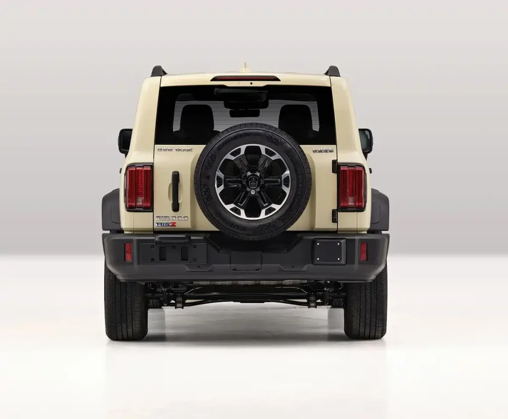 شبكة السيارات الصينية &ndash; مفاجأة من GWM - تانك 300 الجديدة Hi4-T وHi4-Z تظهر رسميًا بتحديثات مهمة, أبعاد أكبر، هيكل أطول، ونظام هجين مطوّر