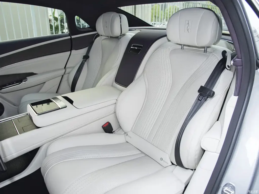 شبكة السيارات الصينية &ndash; بي واي دي تطلق يانغ وانغ U7 موديل 2026 ببطارية Blade 2.0 الجديدة بمدى يتجاوز 1000 كم