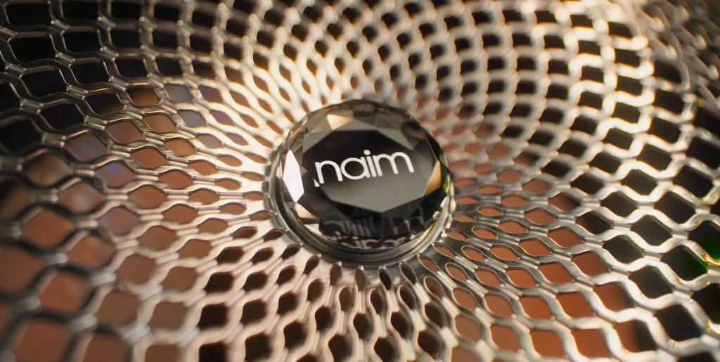 شبكة السيارات الصينية &ndash; زيكر 8X : هجينة فائقة الأداء بقوة 1400 حصان وتقنية 900V وشحن خلال 9 دقائق – السعر والمواصفات الكاملة بالتفصيل