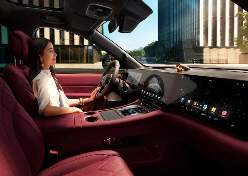 شبكة السيارات الصينية &ndash; AITO M7 وM8 2026 المحدثتان: ليدار 896 خطًا مزدوج وتقنيات XPIXEL ومدى يصل إلى 1690 كم