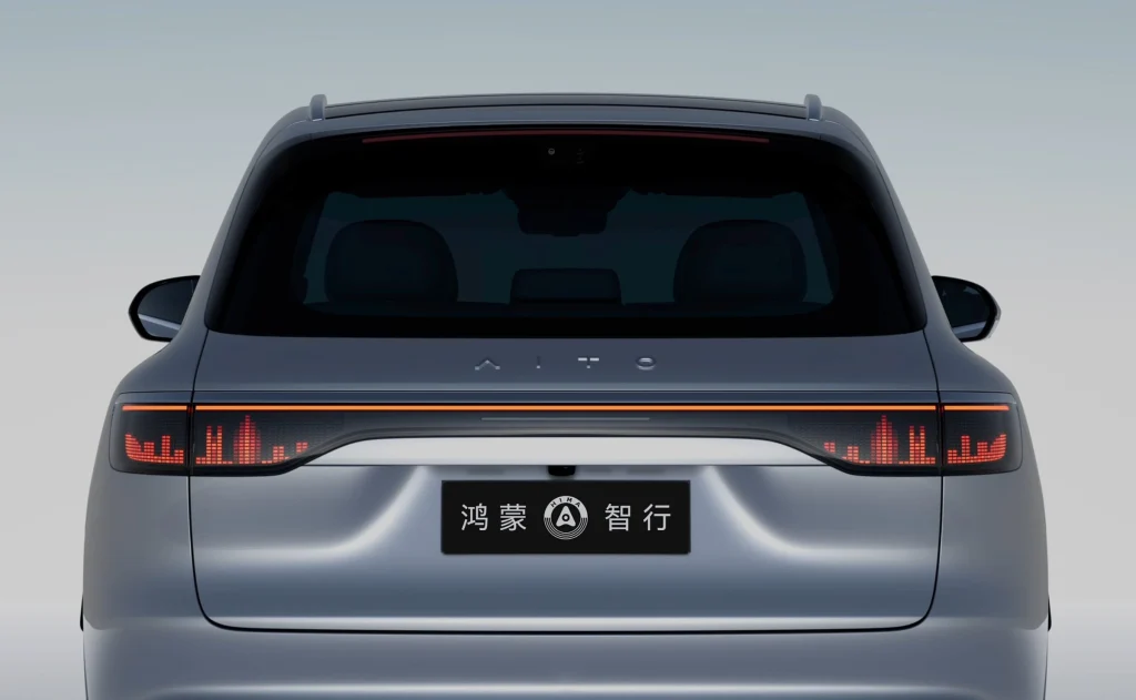 شبكة السيارات الصينية &ndash; AITO M7 وM8 2026 المحدثتان: ليدار 896 خطًا مزدوج وتقنيات XPIXEL ومدى يصل إلى 1690 كم