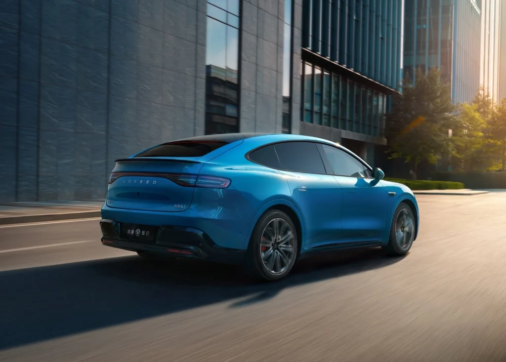 شبكة السيارات الصينية &ndash; Luxeed R7 2026 تنطلق بتحديثات عميقة: ليدار 896 خطًا ومنصة 800V ومدى يصل إلى 802 كم وتقنيات هواوي