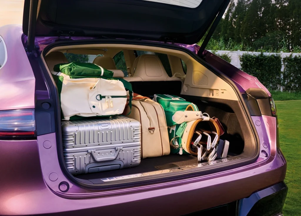 شبكة السيارات الصينية &ndash; Luxeed R7 2026 تنطلق بتحديثات عميقة: ليدار 896 خطًا ومنصة 800V ومدى يصل إلى 802 كم وتقنيات هواوي