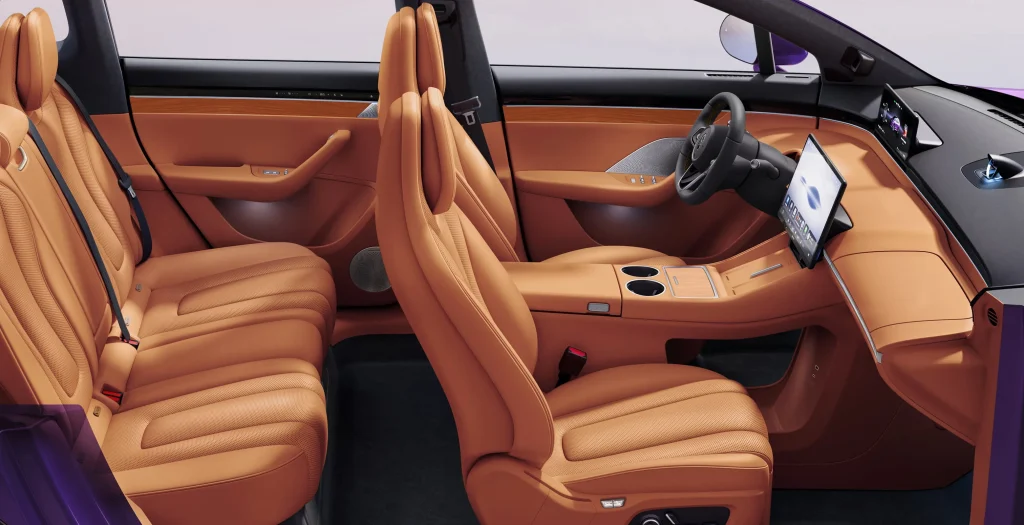 شبكة السيارات الصينية &ndash; Luxeed R7 2026 تنطلق بتحديثات عميقة: ليدار 896 خطًا ومنصة 800V ومدى يصل إلى 802 كم وتقنيات هواوي