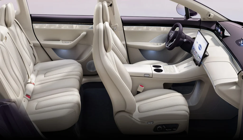 شبكة السيارات الصينية &ndash; Luxeed R7 2026 تنطلق بتحديثات عميقة: ليدار 896 خطًا ومنصة 800V ومدى يصل إلى 802 كم وتقنيات هواوي