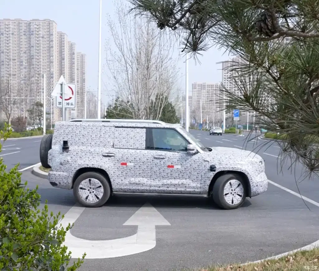 GWM تكشف ملامح SUV أوفرود جديد كليًا: فئة فاخرة بسعر يتجاوز 150 ألف ريال وتقنيات Hi4 المتقدمة 4 شبكة السيارات الصينية – GWM تكشف ملامح SUV أوفرود جديد كليًا: فئة فاخرة بسعر يتجاوز 150 ألف ريال وتقنيات Hi4 المتقدمة