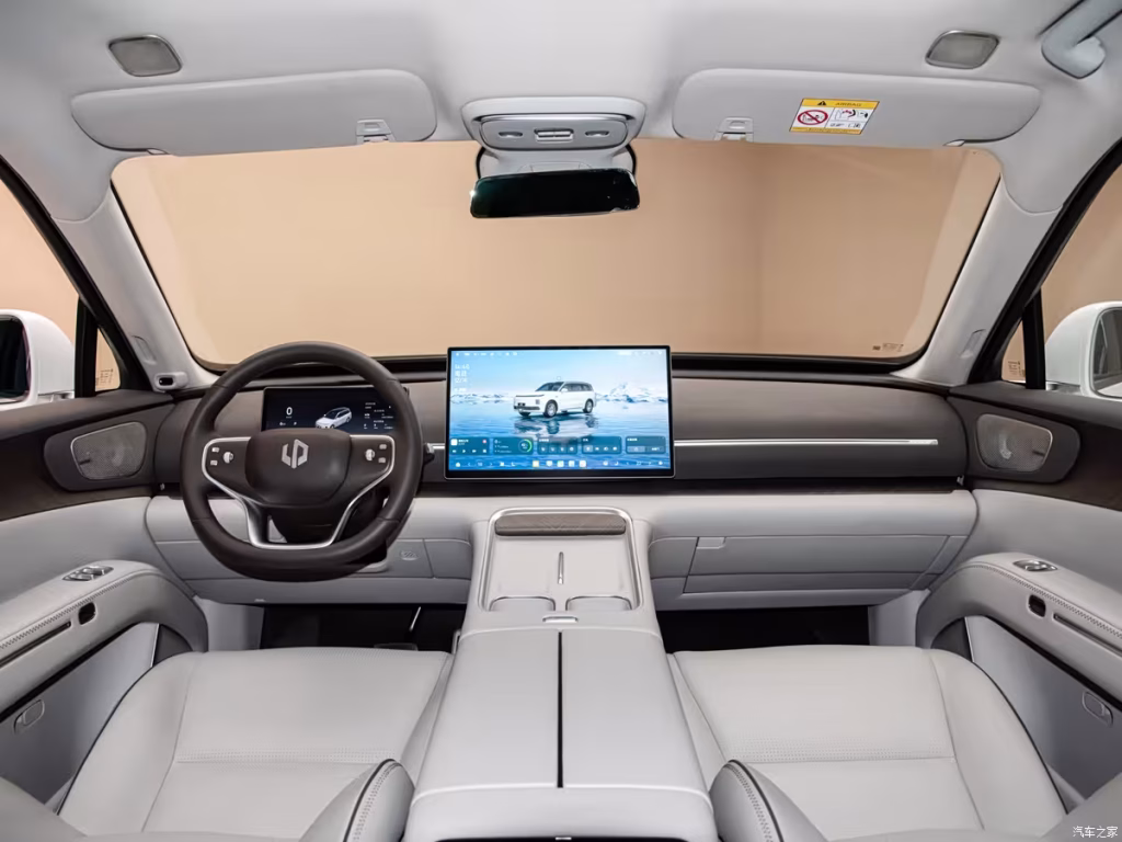 ليب موتور D19 2026: عملاقة بمدى 720 كم وتقنيات داخلية فاخرة مع خيارات كهربائية وREEV قبل الإطلاق الرسمي 5 شبكة السيارات الصينية – ليب موتور D19 2026: عملاقة بمدى 720 كم وتقنيات داخلية فاخرة مع خيارات كهربائية وREEV قبل الإطلاق الرسمي