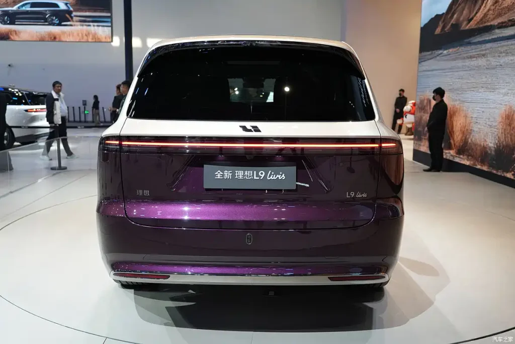 شبكة السيارات الصينية &ndash; لي أوتو Li Auto L9 Livis 2026 تنطلق رسميًا: SUV فاخرة بذكاء اصطناعي وقدرة 800V وتعليق “يتحدى الفيزياء” بسعر يبدأ من 217 ألف ريال