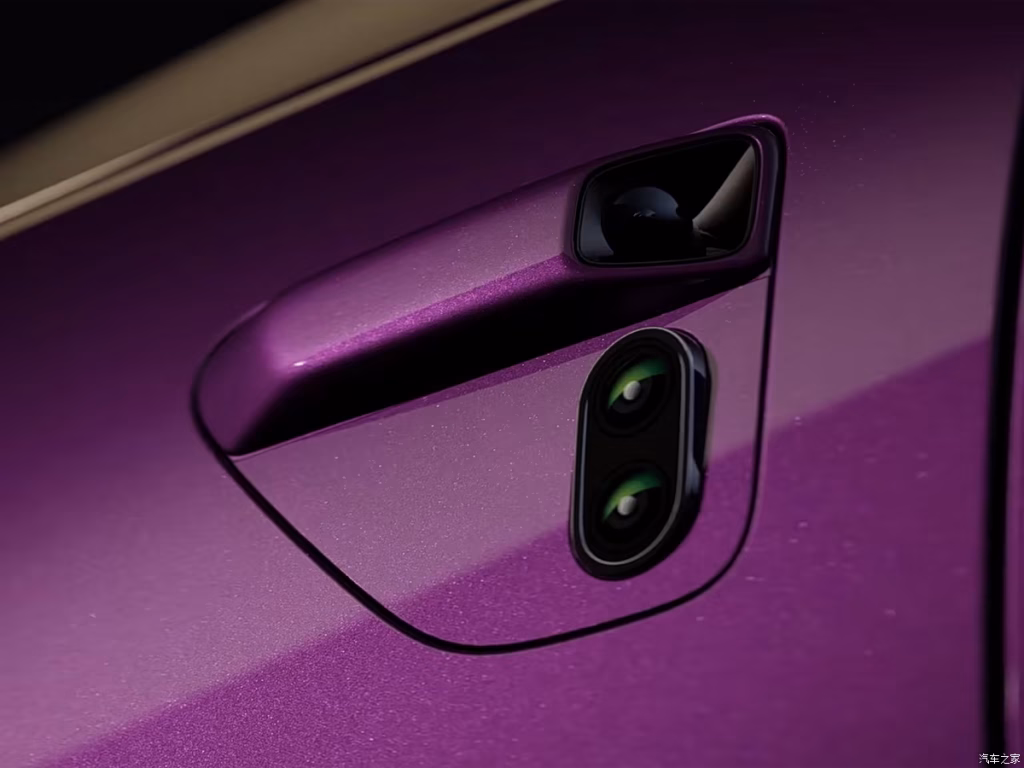 شبكة السيارات الصينية &ndash; لي أوتو Li Auto L9 Livis 2026 تنطلق رسميًا: SUV فاخرة بذكاء اصطناعي وقدرة 800V وتعليق “يتحدى الفيزياء” بسعر يبدأ من 217 ألف ريال