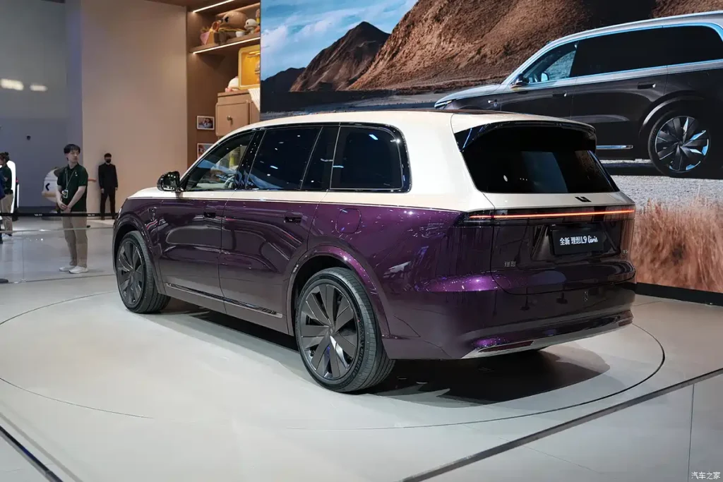 شبكة السيارات الصينية &ndash; لي أوتو Li Auto L9 Livis 2026 تنطلق رسميًا: SUV فاخرة بذكاء اصطناعي وقدرة 800V وتعليق “يتحدى الفيزياء” بسعر يبدأ من 217 ألف ريال