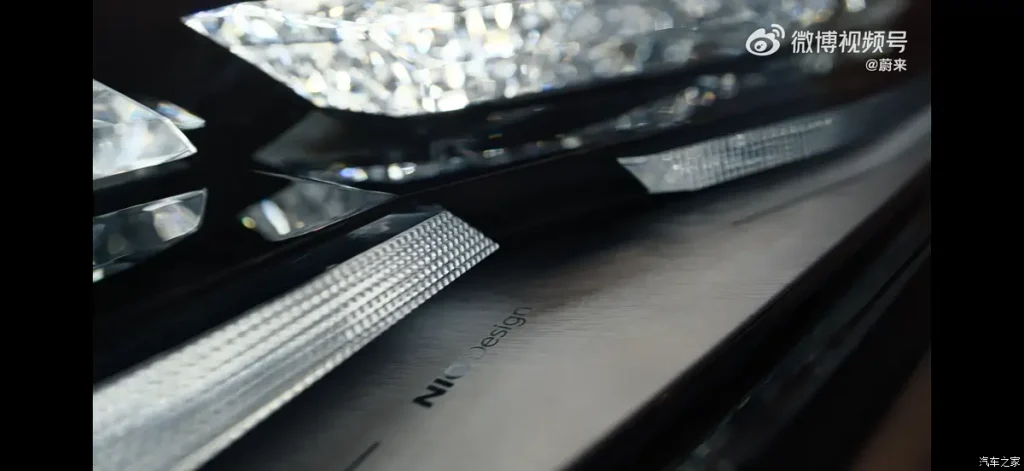 نيو ES9 2026: ثورة SUV الكهربائية الفاخرة تبدأ الآن… نظام تعليق نشط بالكامل، منصة 900V، ورفاهية “Sky Island” غير مسبوقة 4 شبكة السيارات الصينية – نيو ES9 2026: ثورة SUV الكهربائية الفاخرة تبدأ الآن… نظام تعليق نشط بالكامل، منصة 900V، ورفاهية “Sky Island” غير مسبوقة