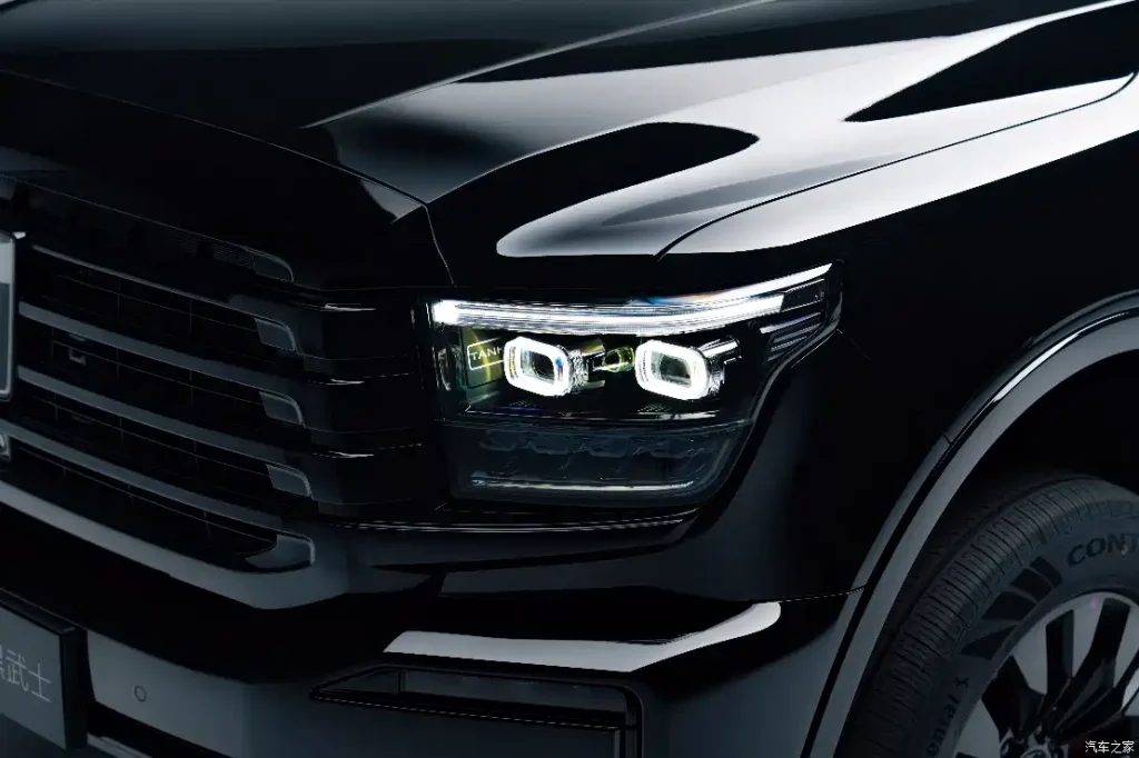 شبكة السيارات الصينية &ndash; تانك 500 بلاك إديشن “Black Warrior” الجديدة تصل رسميًا: تصميم هجومي بالكامل، قوة تصل إلى 877 حصان، وتجهيزات مصنع مضمونة!!