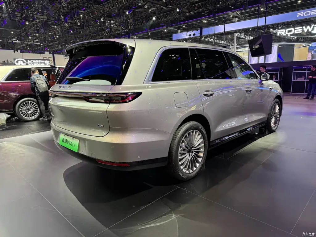 شبكة السيارات الصينية &ndash; وي V9X تقتحم فئة الـSUV الفاخرة بقوة: مدى يصل إلى 1700 كم وتقنيات 800V وشحن 6C وذكاء اصطناعي متكامل يبدأ من 192 ألف ريال