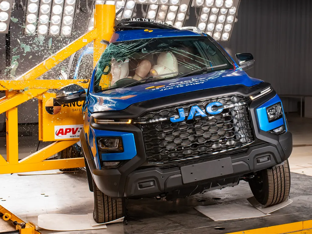 شبكة السيارات الصينية &ndash; JAC Hunter 2026 تحصد العلامة الكاملة: 5 نجوم في اختبارات السلامة ANCAP