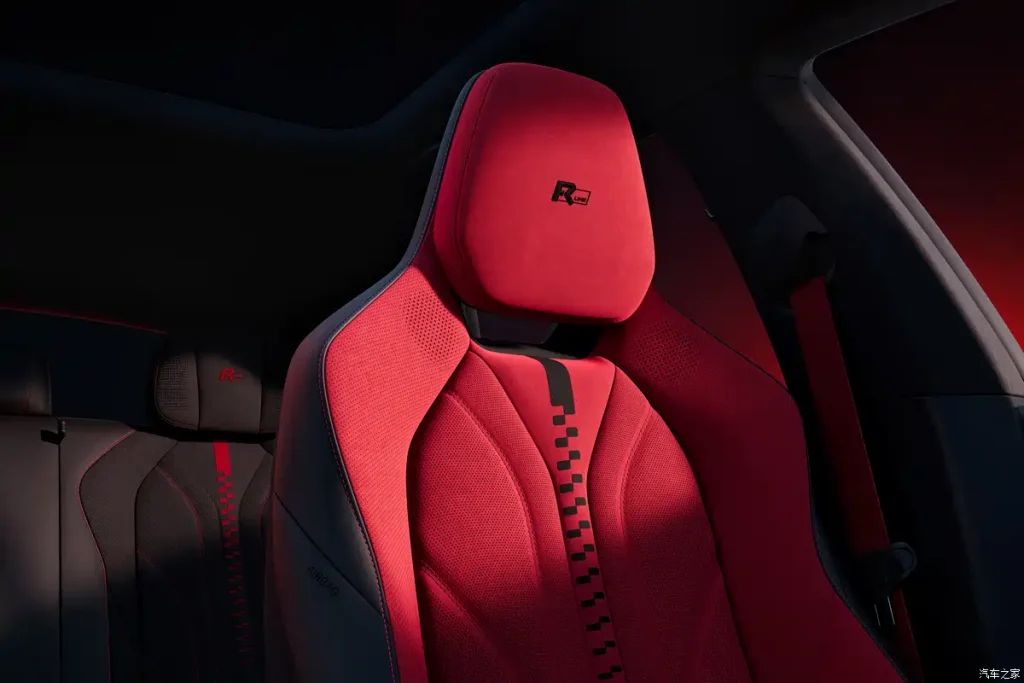 شبكة السيارات الصينية &ndash; زيكر 001 نسخة الذكرى السنوية الخامسة المحدودة 2026 بقوة 925 حصان وتقنيات سباق KW وبريمبو مع تسارع خارق وشحن خلال 10 دقائق