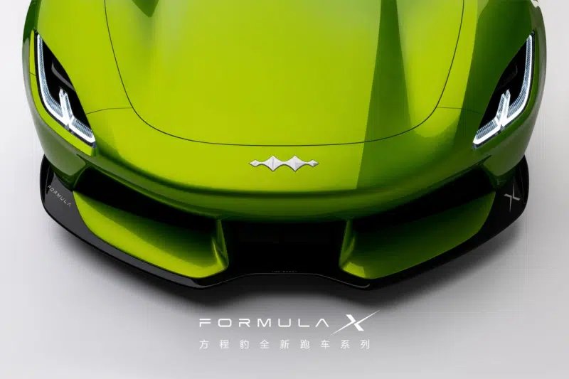 شبكة السيارات الصينية &ndash; بي واي دي تفاجئ السوق: سوبركار Formula X من ليوبارد تكشف عن مقصورة سباق وهيكل كربوني وإنتاج مرتقب في 2027