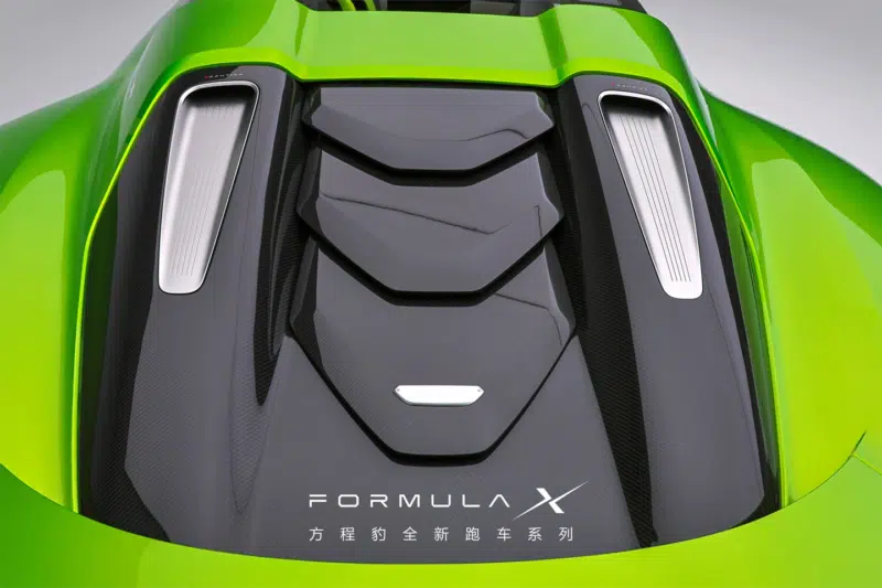 شبكة السيارات الصينية &ndash; بي واي دي تفاجئ السوق: سوبركار Formula X من ليوبارد تكشف عن مقصورة سباق وهيكل كربوني وإنتاج مرتقب في 2027