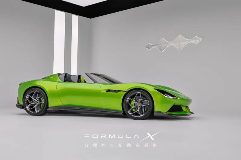 شبكة السيارات الصينية &ndash; بي واي دي تفاجئ السوق: سوبركار Formula X من ليوبارد تكشف عن مقصورة سباق وهيكل كربوني وإنتاج مرتقب في 2027