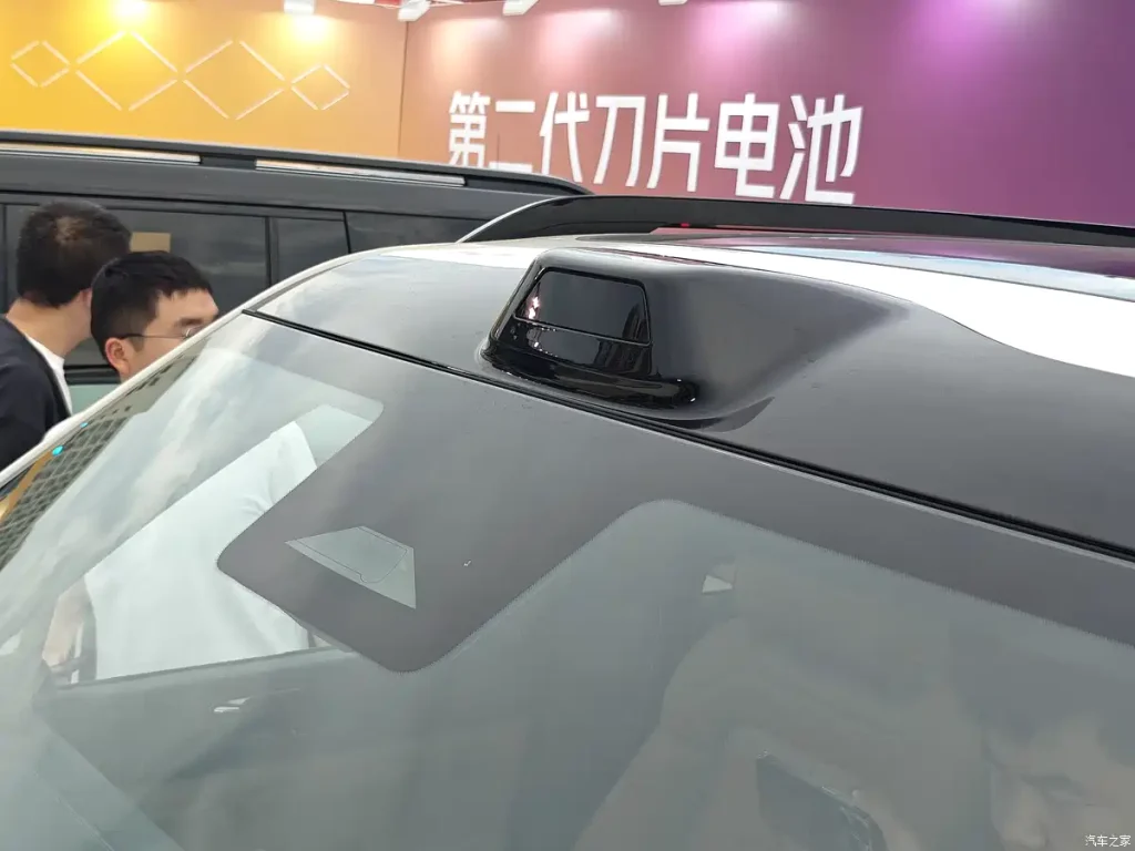 شبكة السيارات الصينية &ndash; (فانغ تشنغ باو) ليوبارد 5 وليوبارد 8 إصدار الشحن الخاطف: BYD تعيد تعريف سيارات الأوفرود الهجينة بتقنية DiSus-P Ultra - انتهى زمن التغريز في الصحراء - وتغيير الإطارات