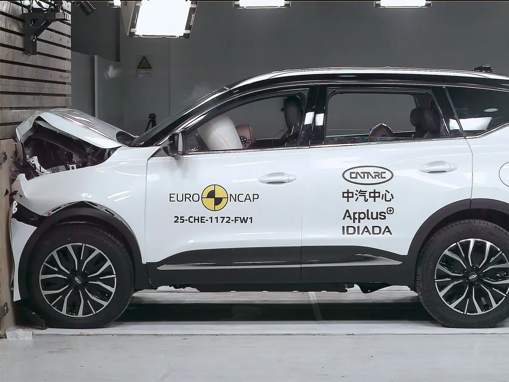 Chery Tiggo 7 تحصل على 5 نجوم في اختبارات السلامة ANCAP لعام 2025 6 شبكة السيارات الصينية – Chery Tiggo 7 تحصل على 5 نجوم في اختبارات السلامة ANCAP لعام 2025