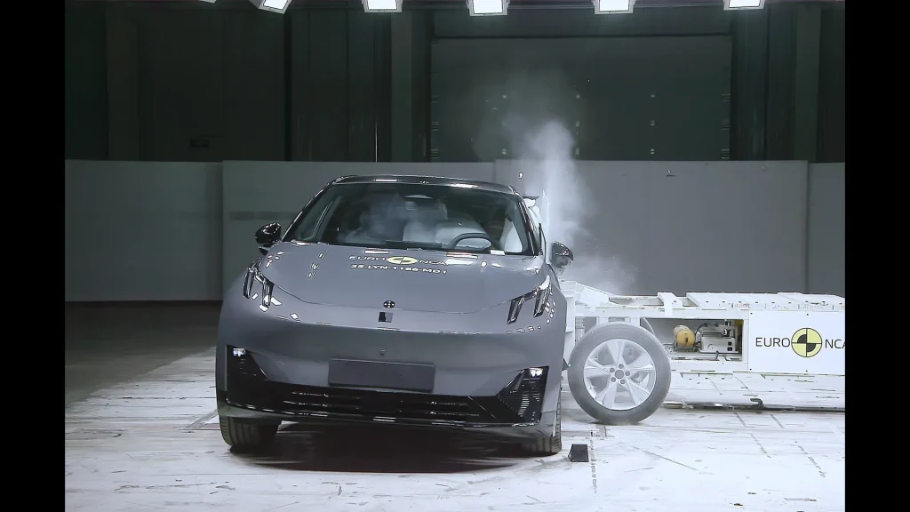 سيارة Lynk & Co 02 تحصل على 5 نجوم في اختبارات السلامة الأوروبية Euro NCAP 2 شبكة السيارات الصينية – سيارة Lynk & Co 02 تحصل على 5 نجوم في اختبارات السلامة الأوروبية Euro NCAP