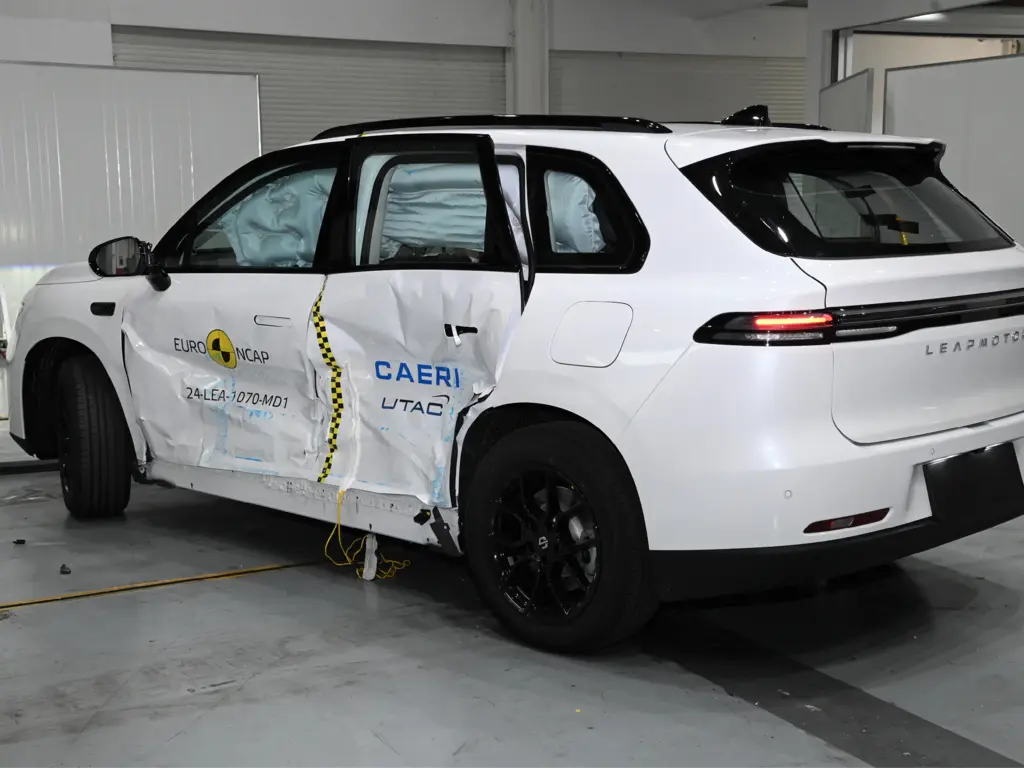 Leapmotor C10 الكهربائية تحصل على 5 نجوم في اختبارات السلامة ANCAP 4 شبكة السيارات الصينية – Leapmotor C10 الكهربائية تحصل على 5 نجوم في اختبارات السلامة ANCAP